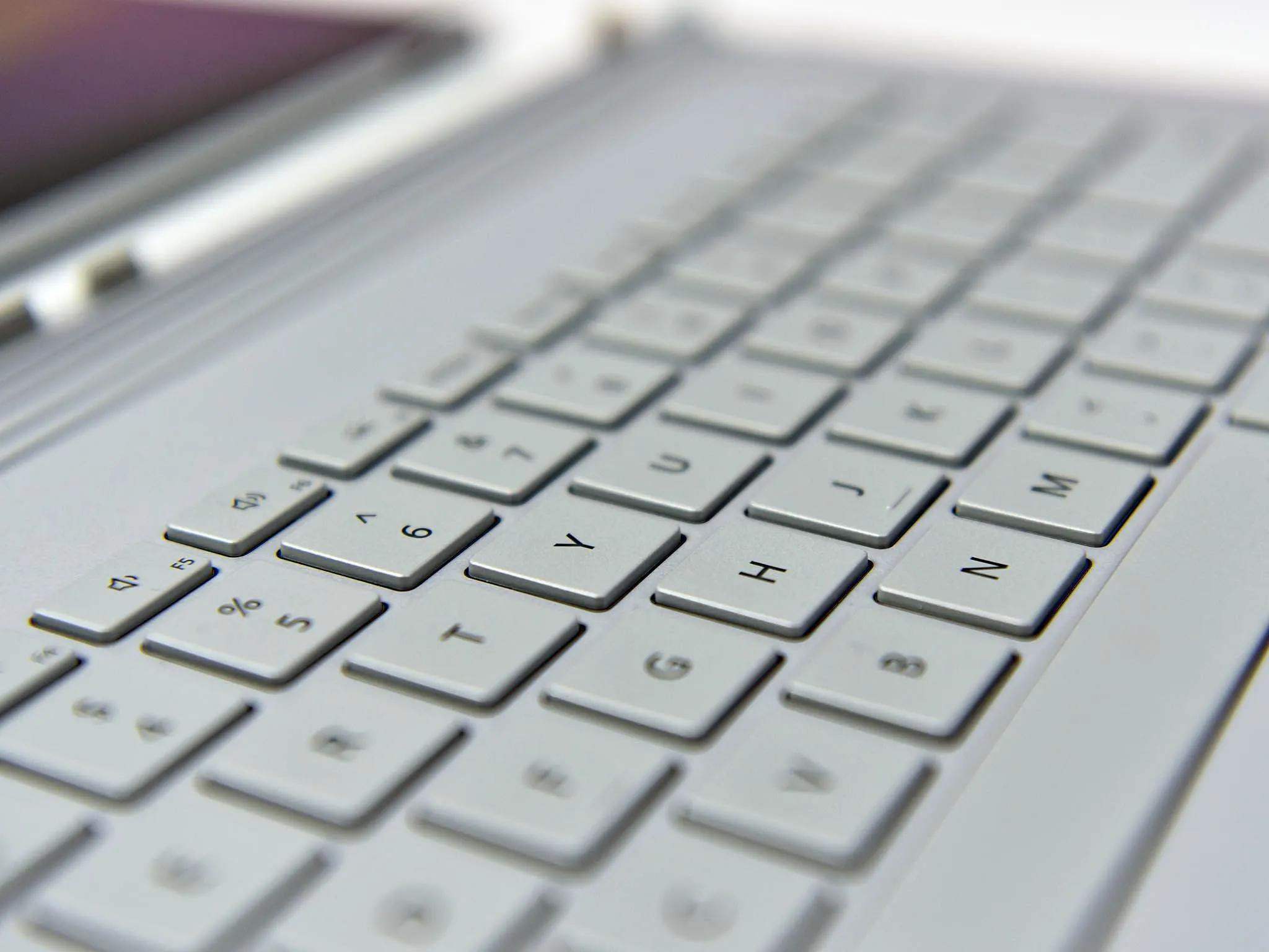 MICROSOFT-SURFACE-BOOK-2-15-INCH